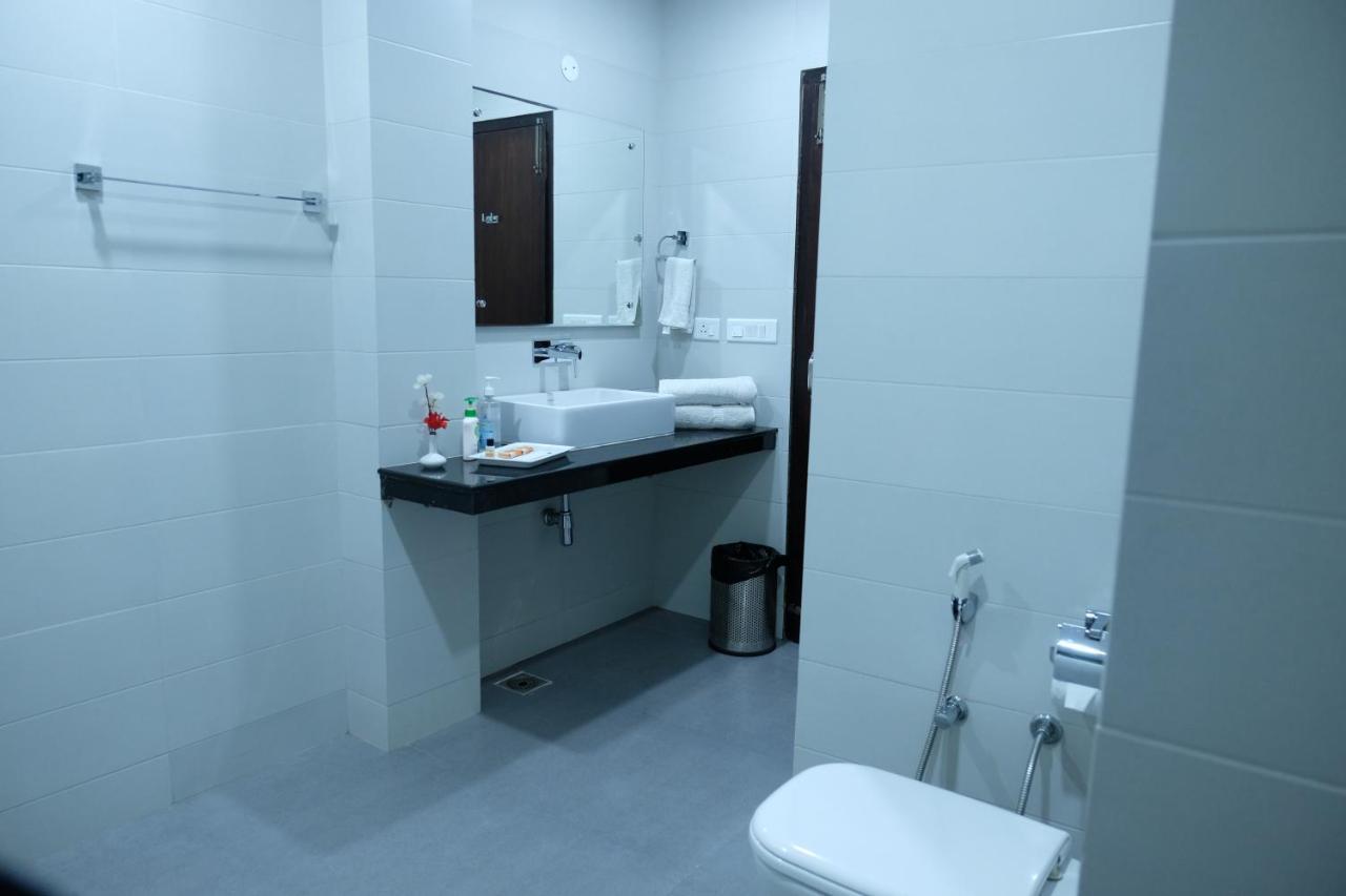 Black Mango Resort Kala Amb 外观 照片