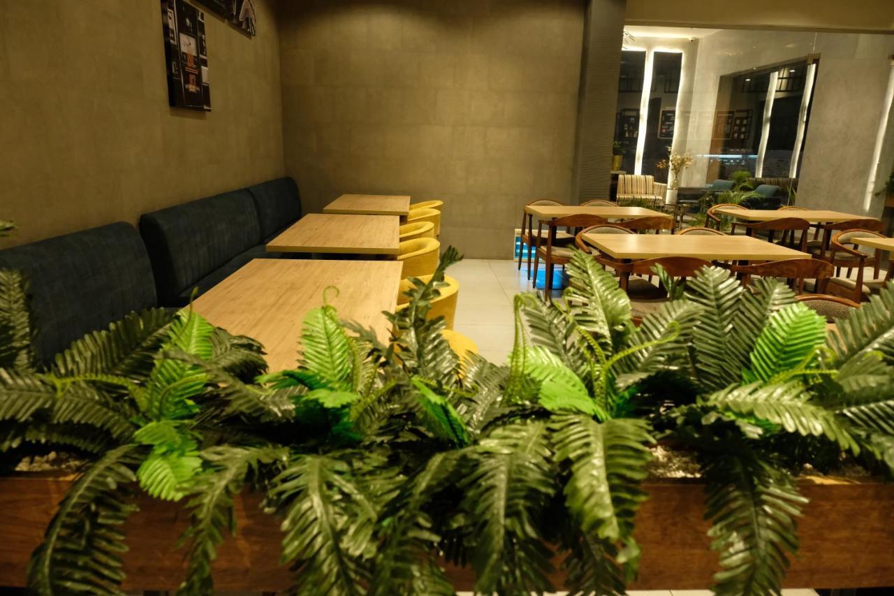 Black Mango Resort Kala Amb 外观 照片