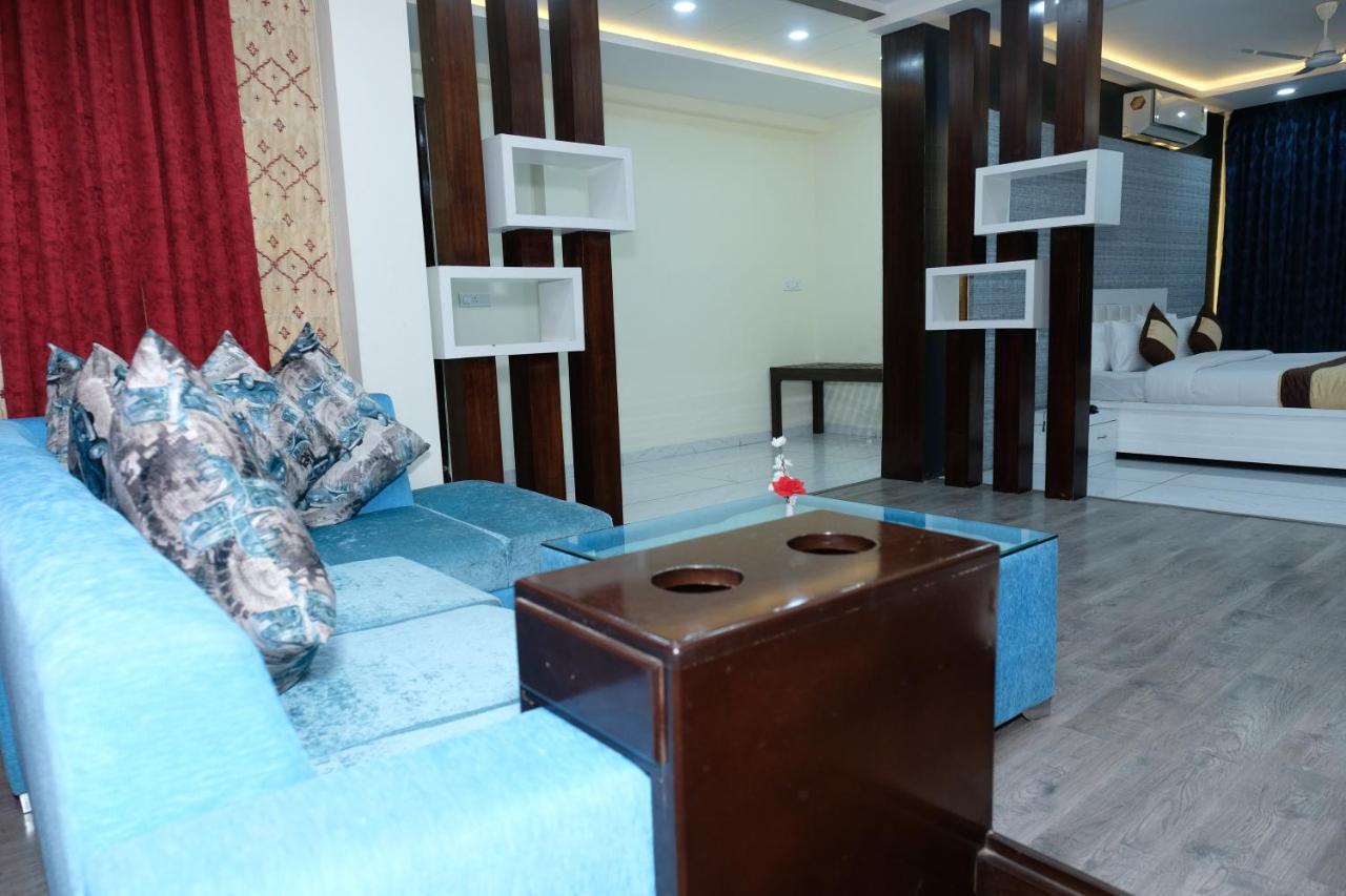 Black Mango Resort Kala Amb 外观 照片