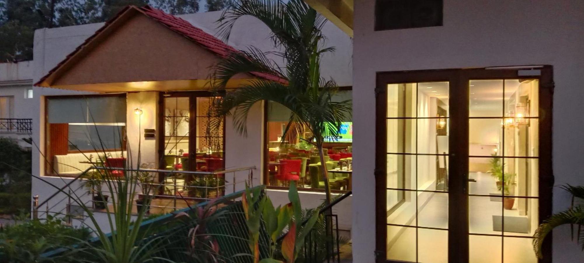 Black Mango Resort Kala Amb 外观 照片