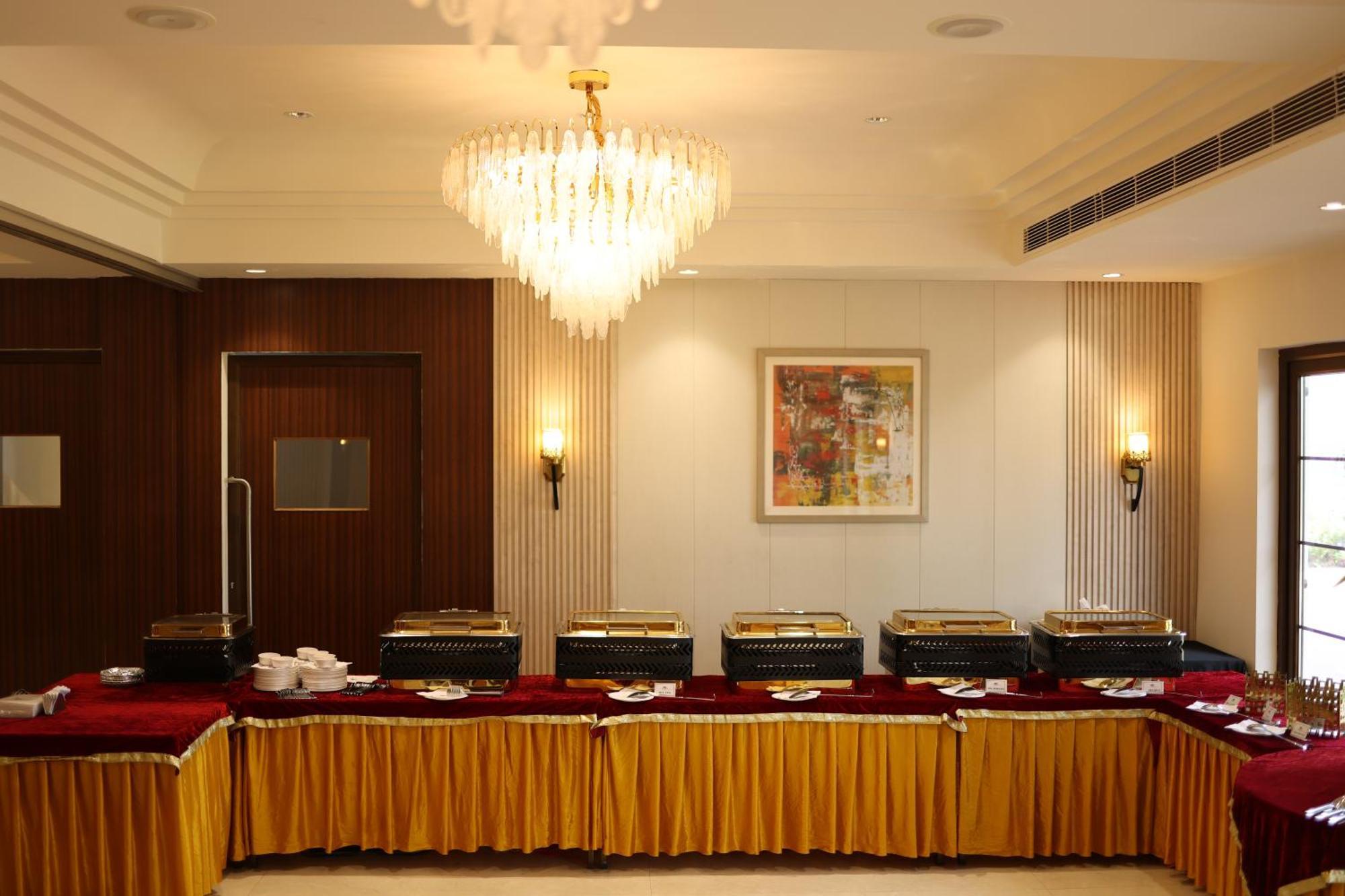Black Mango Resort Kala Amb 外观 照片