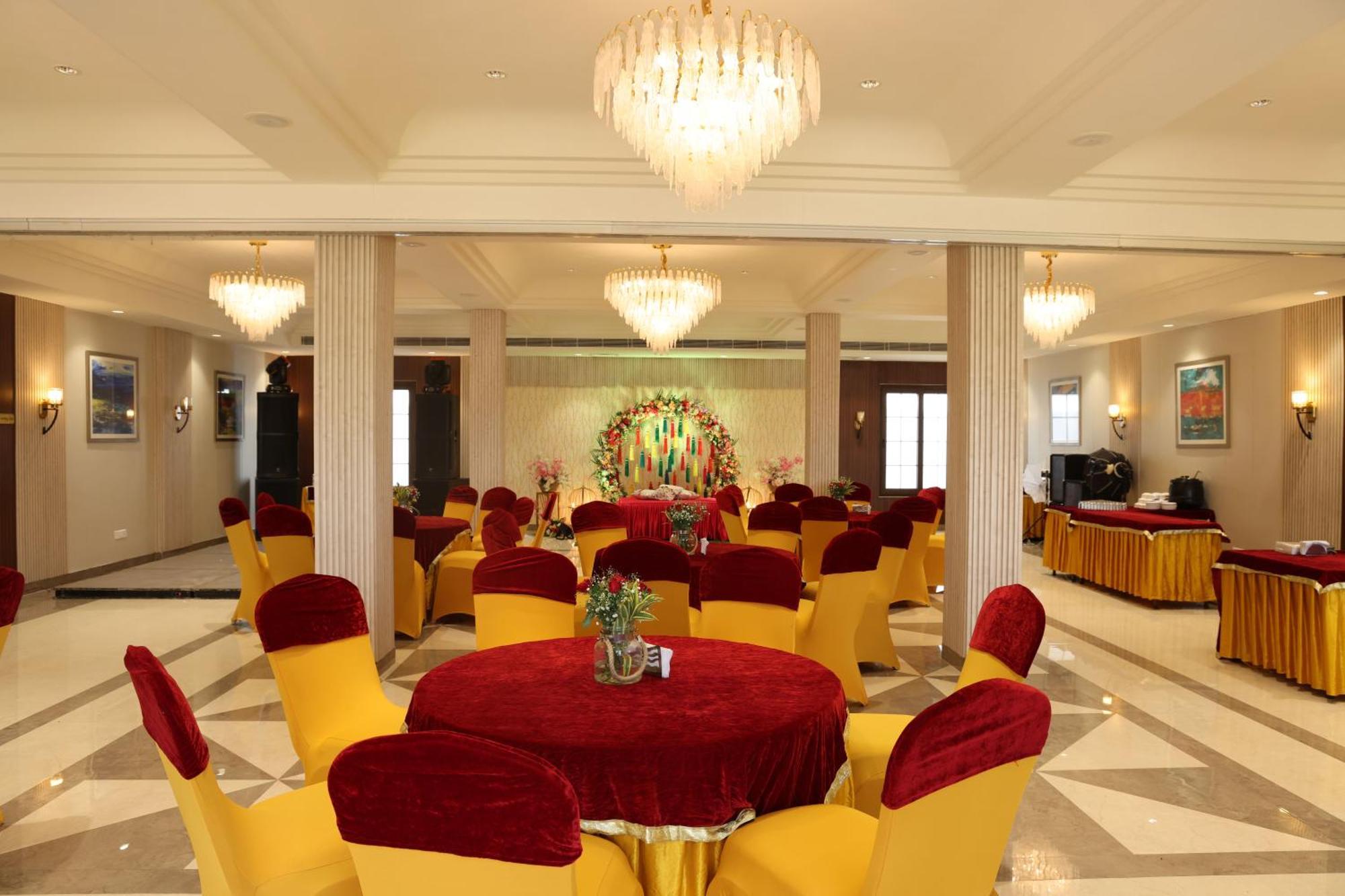 Black Mango Resort Kala Amb 外观 照片
